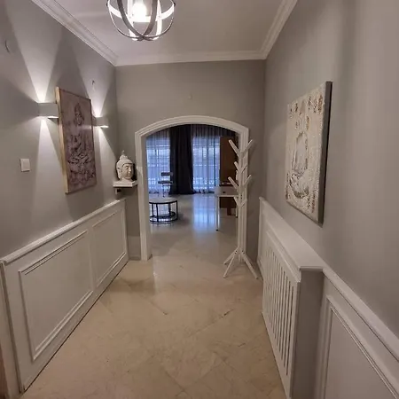 Center Point Apartament