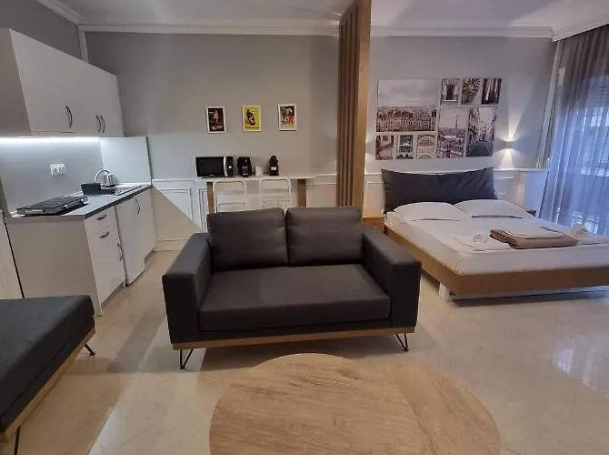 Center Point Apartamento Tessalónica